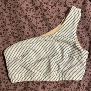 albion fit breezy stripe icon top